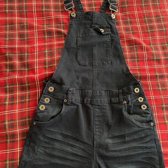 Nice - Picture 3 of 5